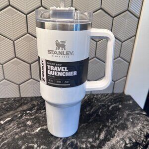 STANLEY - white pearlescent